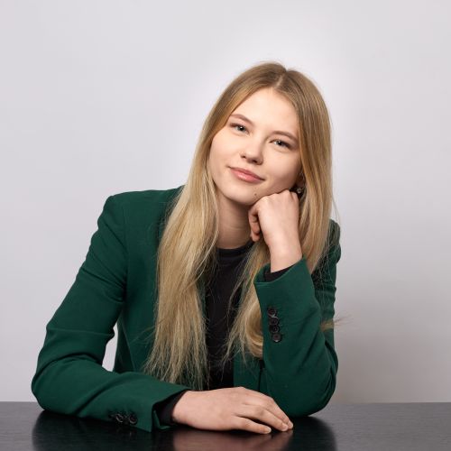Jana Arslanov, SAP Fachkraft, Jahresabschluss, Buchhaltung, Gotha